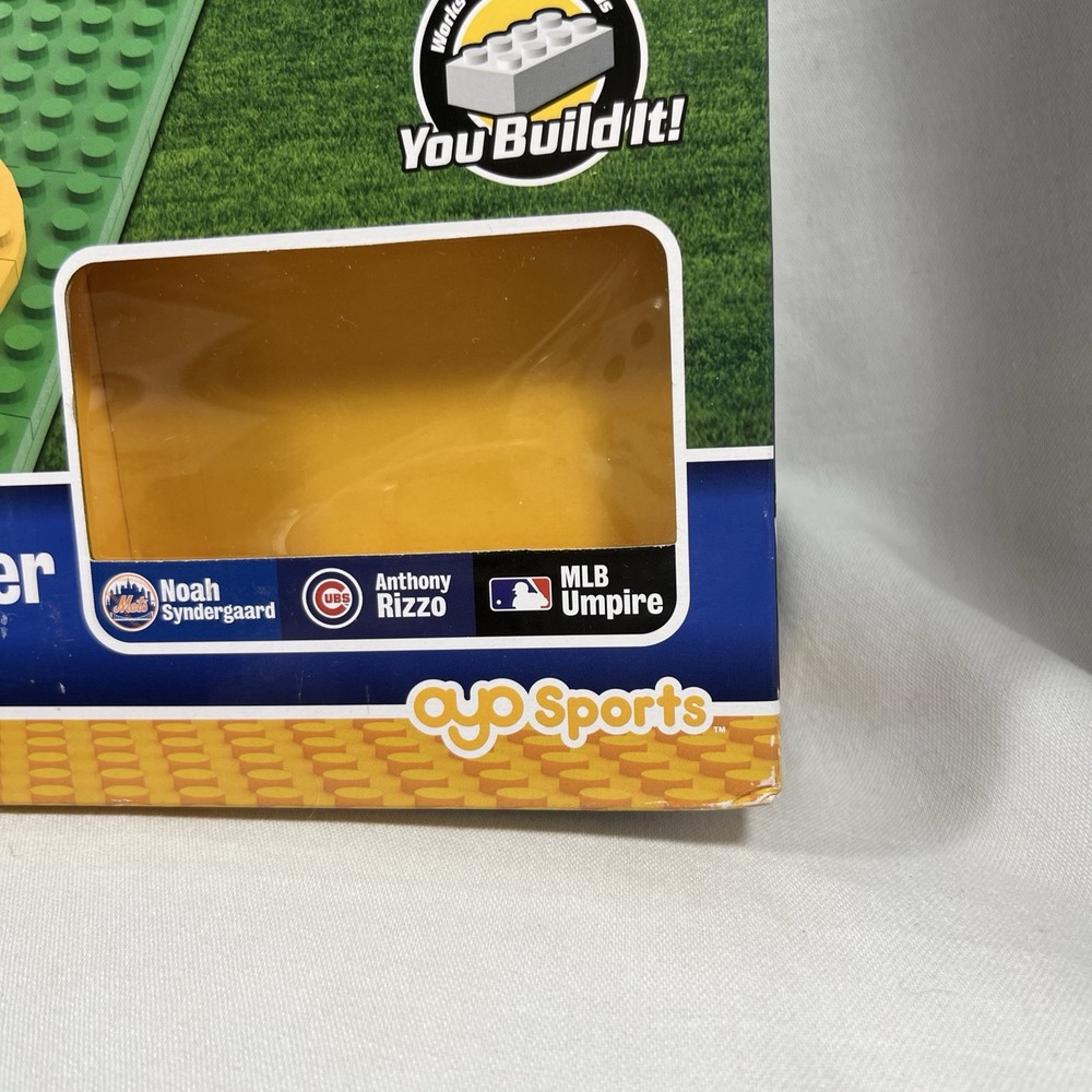 2017 BUILDING SET BASEBALL MISSING HOME PLATE