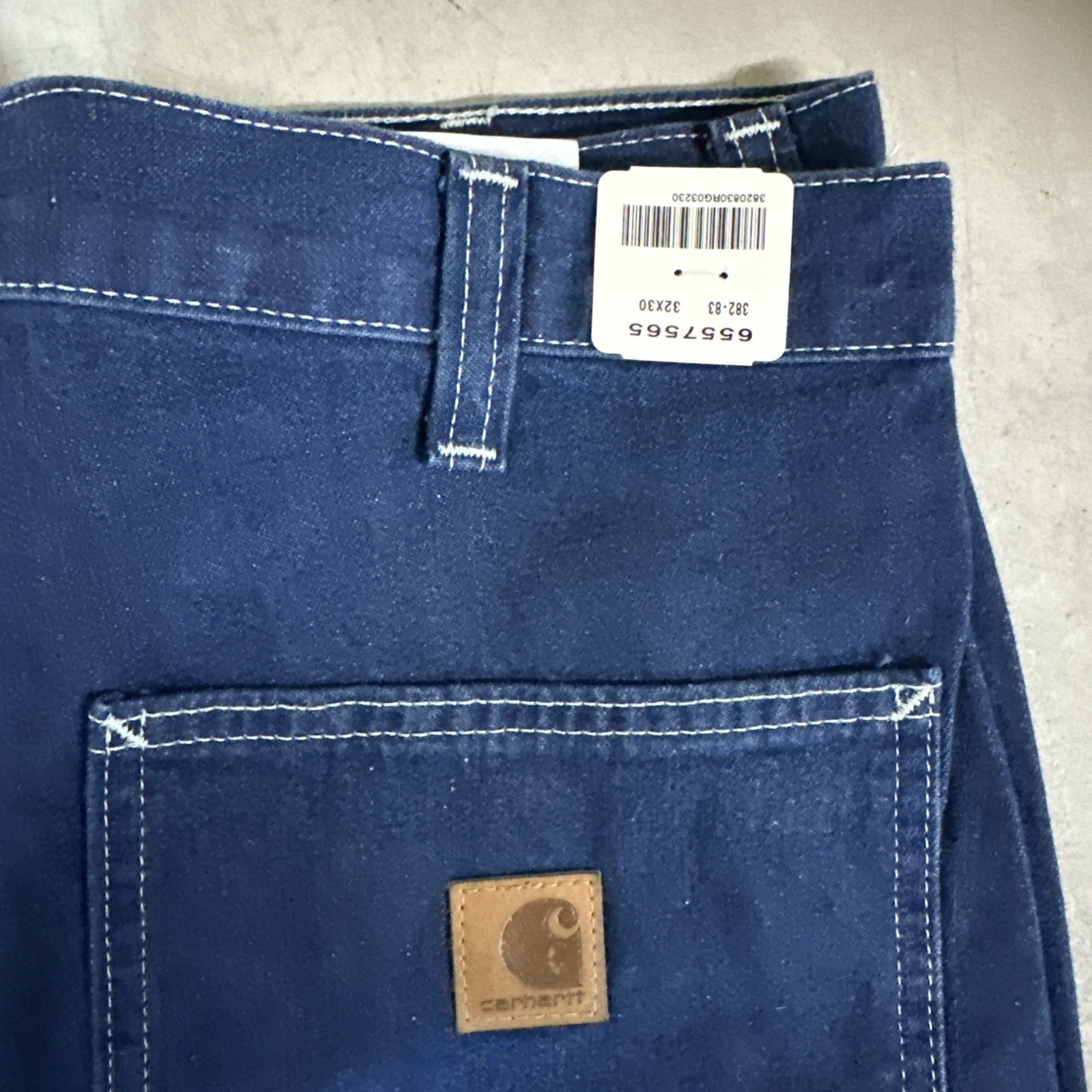 NEW Carhartt Dungaree Fit Size: 32x30 PN: 382-83