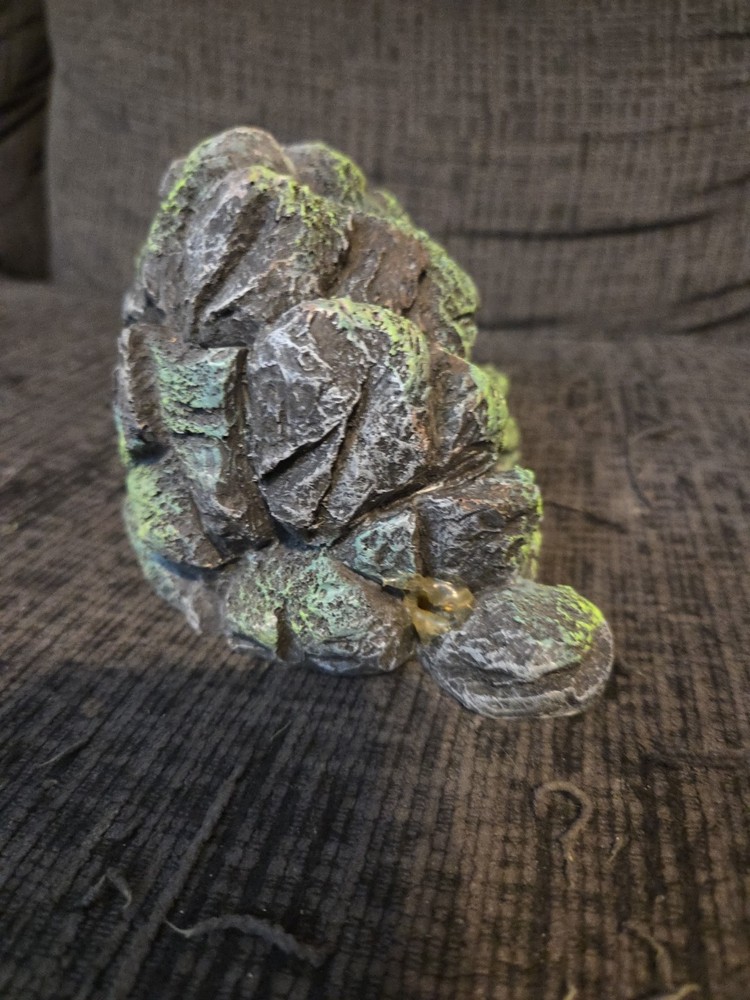 Aquarium Decor Polyresin Cave, Medium
