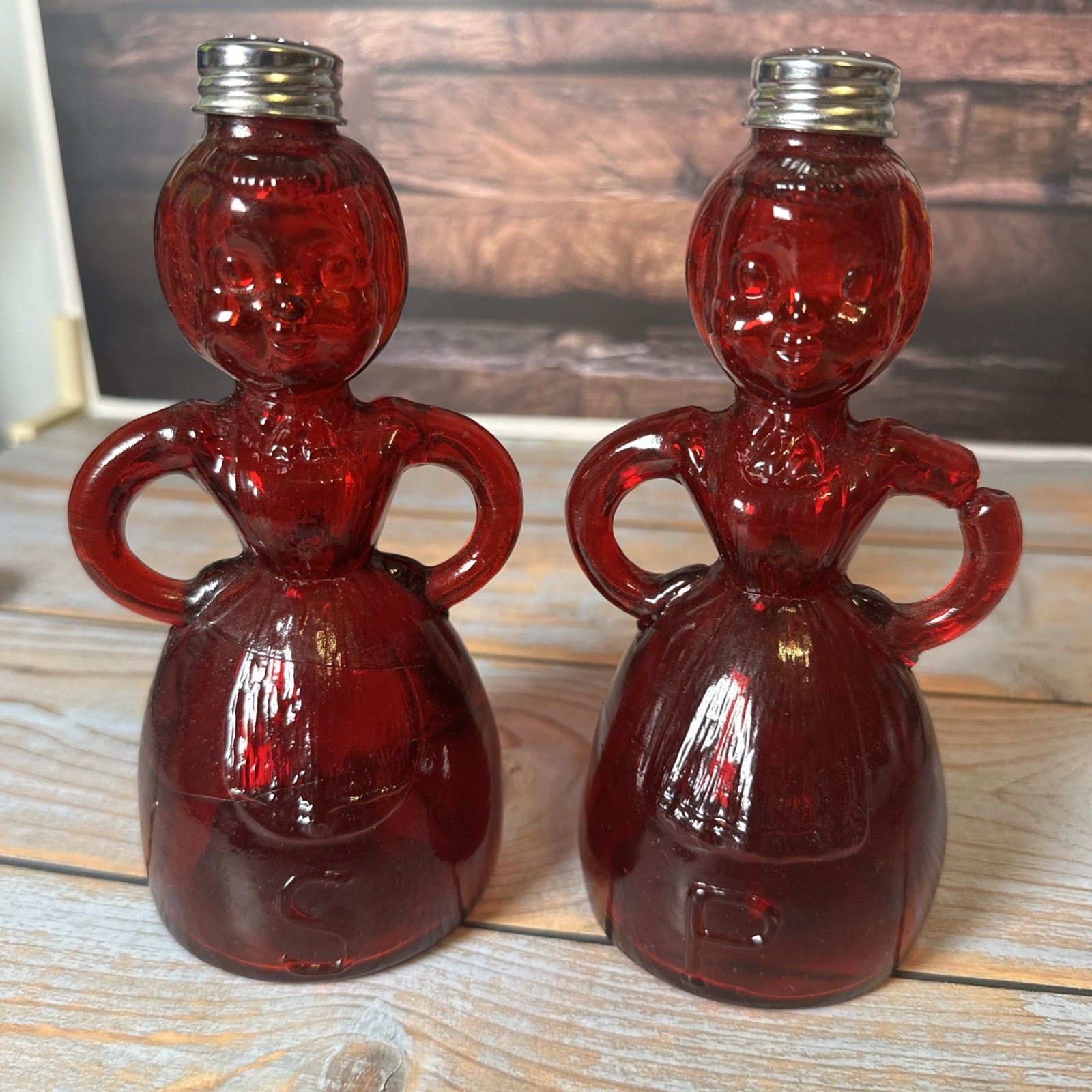 Vintage Ruby Red Glass Merry Maid Salt Pepper Shakers Set Taiwan Figural