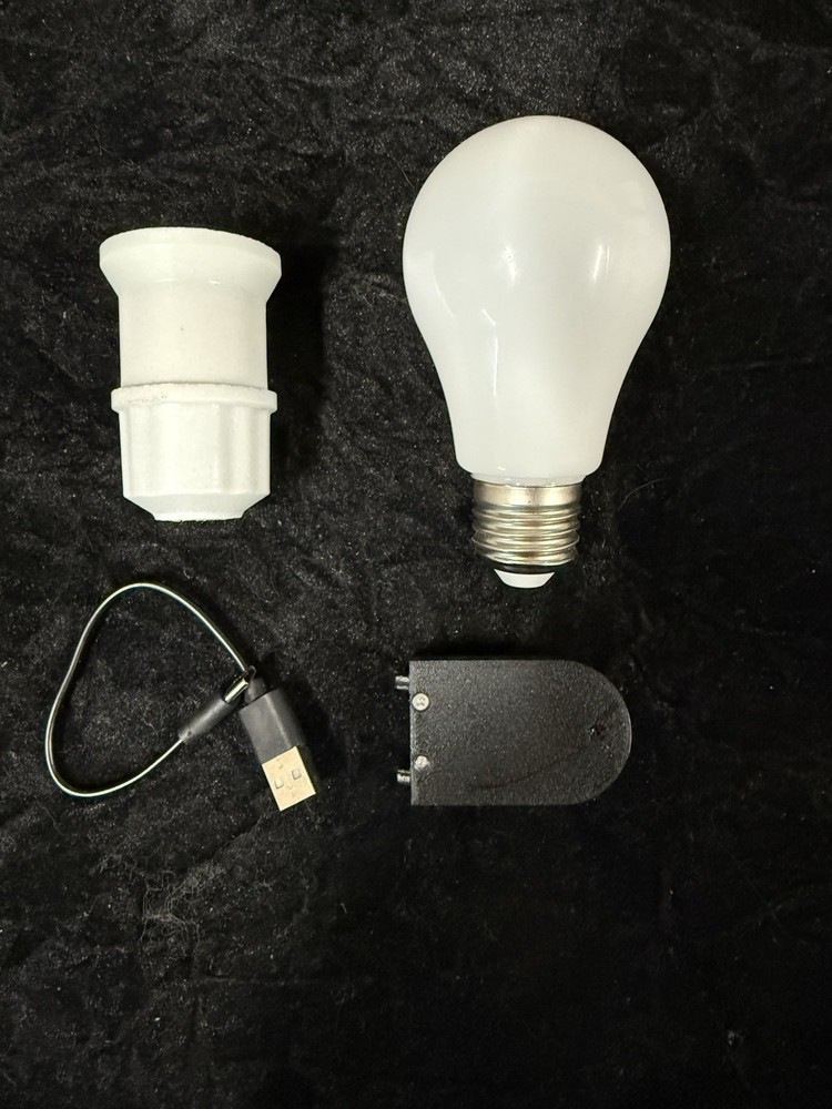 Magic Trick Light Up Lightbulb LED Light Magic Trick