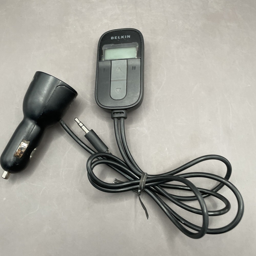 Belkin Tunecast Auto Universal Car FM Transmitter WORKS Tested - Model # F8M066