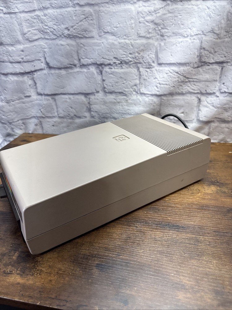 Vintage Commodore 1541 Floppy Disc Drive Computer Powers On