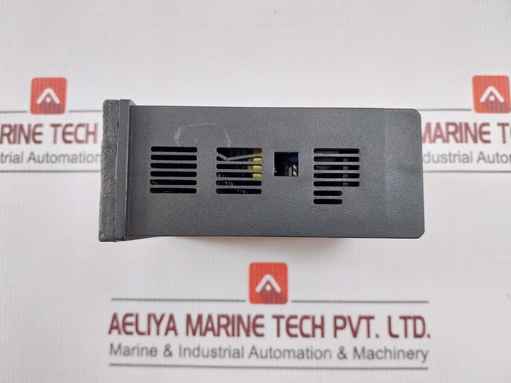 SAMWON ENG SD-94M Digital Temperature and Humidity Controller AC100~240V