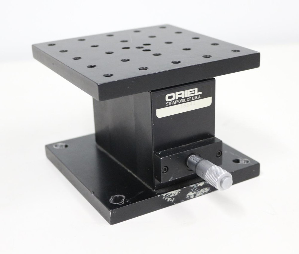 Oriel Instruments 16641 Manual Z-Axis Vertical Linear Stage