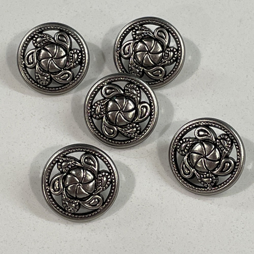 Set Of 5 Plastic Silver Tone Buttons 3/4” Reticulated