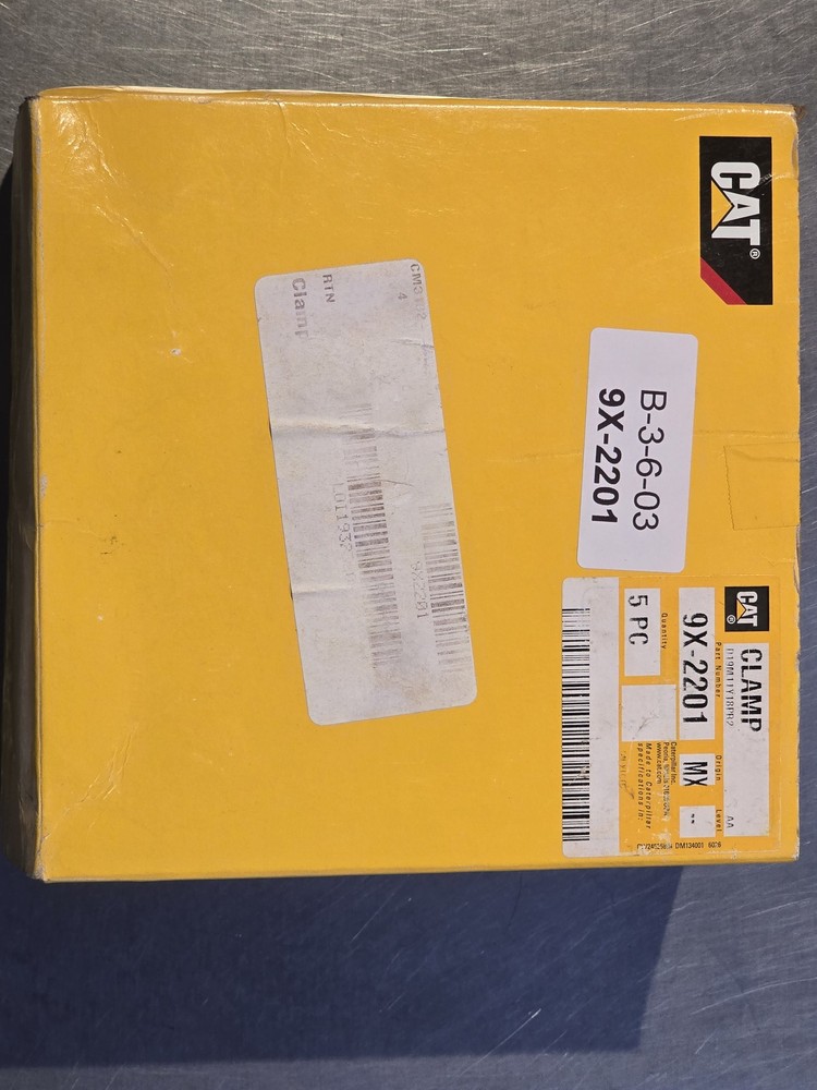 Caterpillar 9X-2201 Clamps - 5 Packs - 3 with Boxes, 2 without Boxes