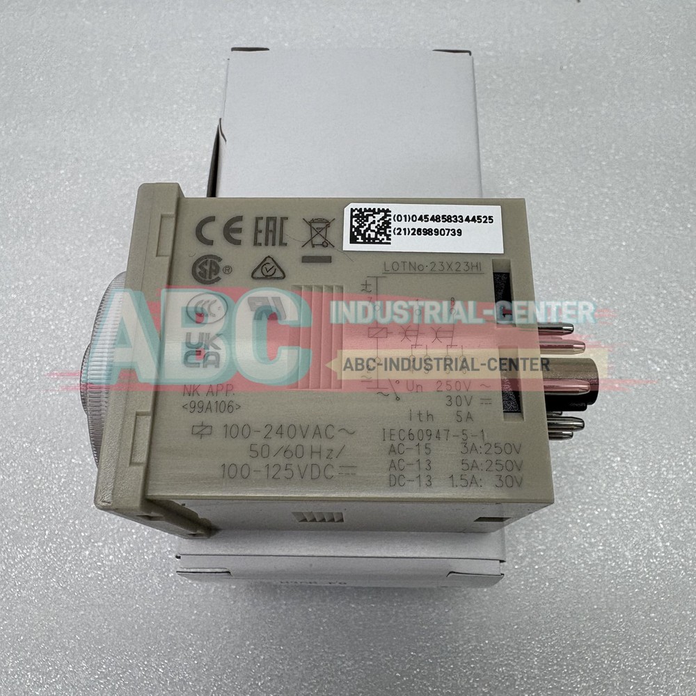 1PCS New Omron H3CR-F8 AC220V temperature controller#
