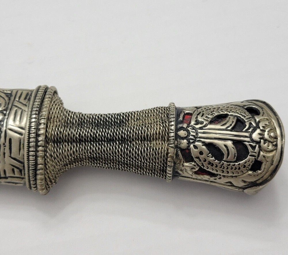ANTIQUE BHUTAN / TIBET SILVER DAGGER #1