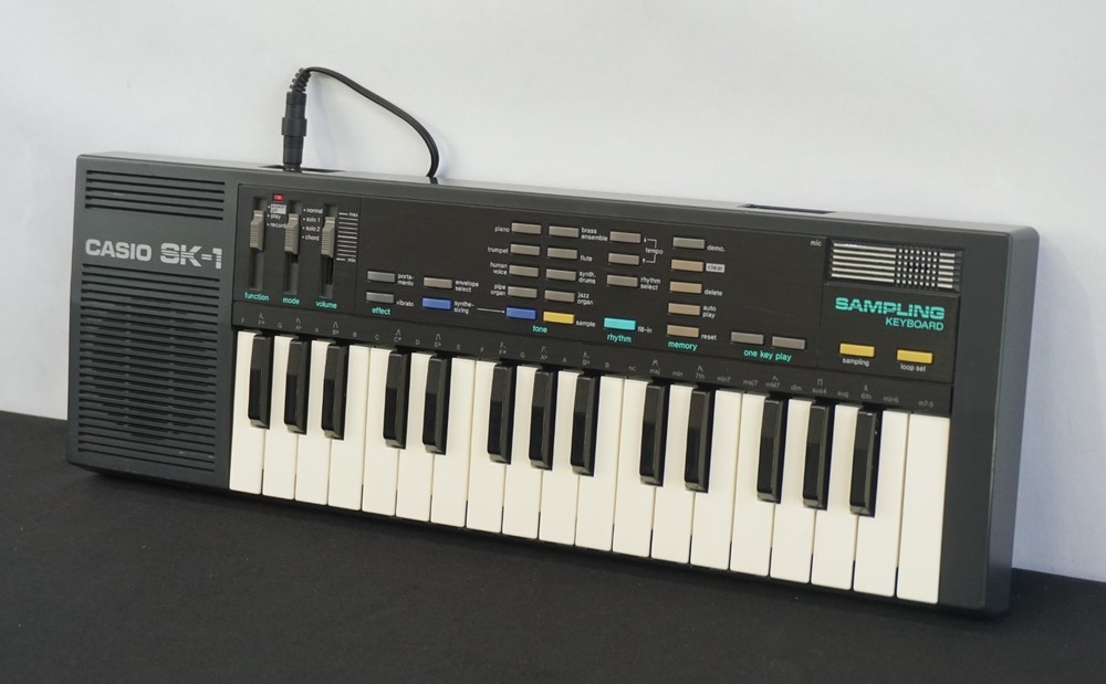 Casio SK-1 Portable Sampling Keyboard Vintage Lofi Polyphonic Sampler