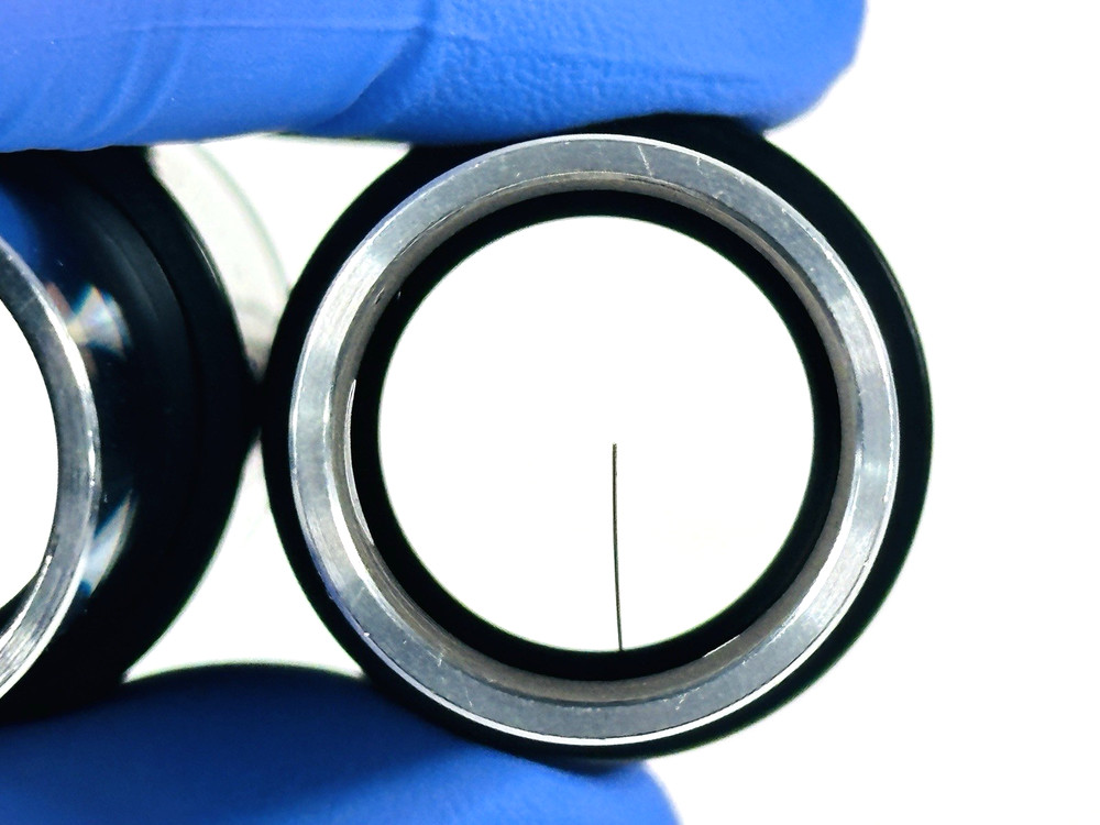 Nikon HKW 10x Bi Microscope Eyepieces with Pointer - Pair