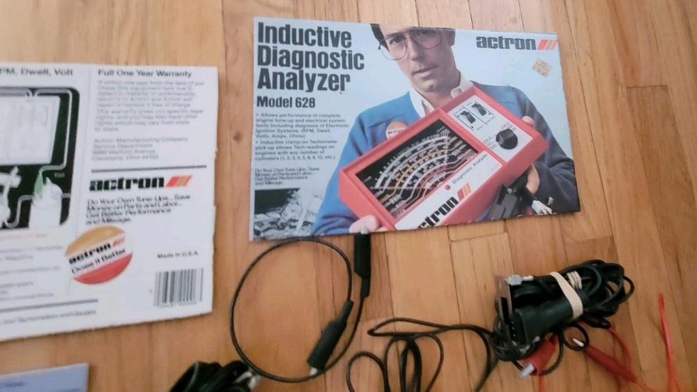 Vintage ACTRON Inductive Diagnostic Analyzer Model 628 with Box.