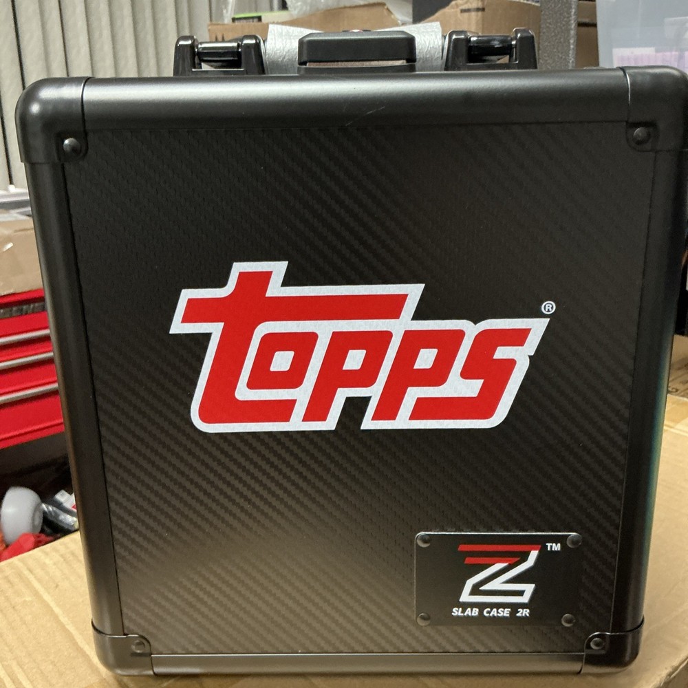 Topps x Zion Slab Case 2R