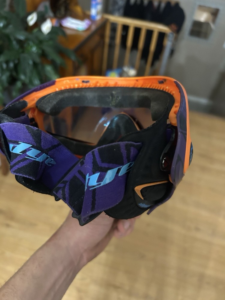 Dye i4 Paintball Mask