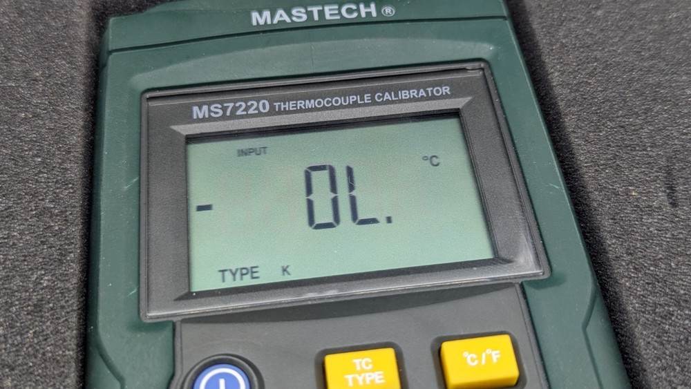 Mastech MS7220 Thermocouple Calibrator Simulate PRE OWNED WITH CASE