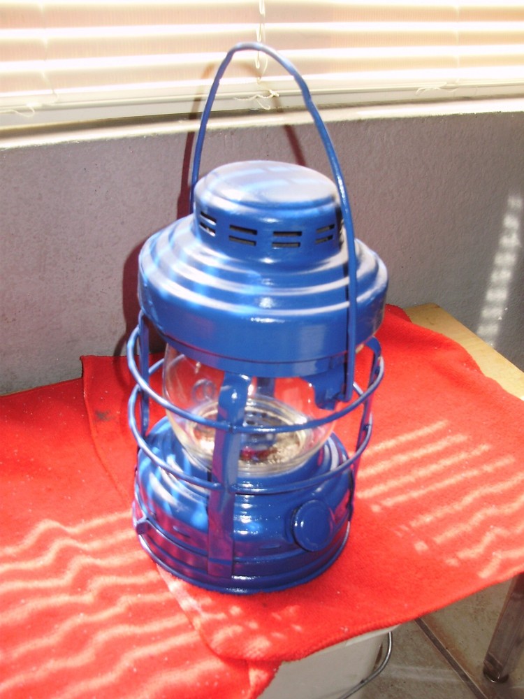 EMBURY MODEL 225 BLUE CONTRACTOR'S LANTERN