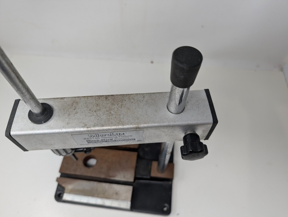 MicroLux #83146 Tapping Fixture Drill Press Attachment Micro-Mark (UV)