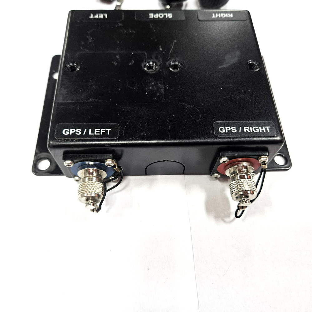 Leica MC Quick Disconnect w. Sensor Cables, Dozer/Grader, PN 818476