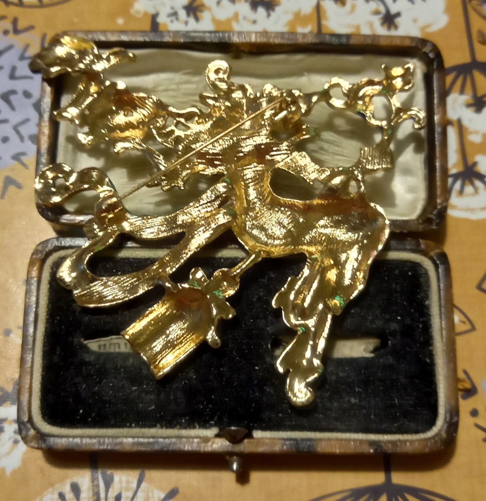 VINTAGE STYLE GOLDTONE WITCH PUMPKIN BROOCH LARGE BIG SPECTACULAR HALLOWEEN