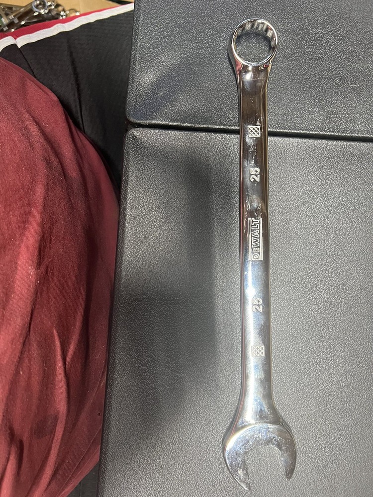 25 Mm Dewalt Wrench