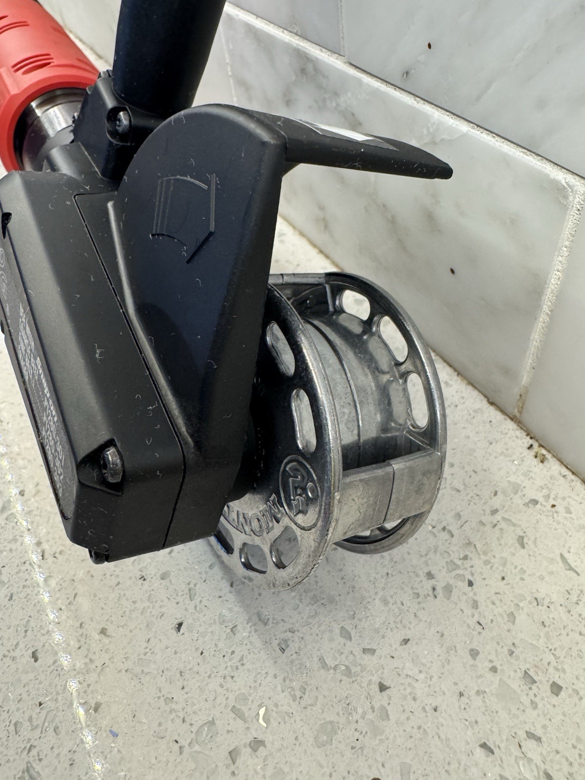 NEW Snap-on CTCRUD861DB 14.4V Lithium Ion Cordless Crud Thug Removal - Tool Only