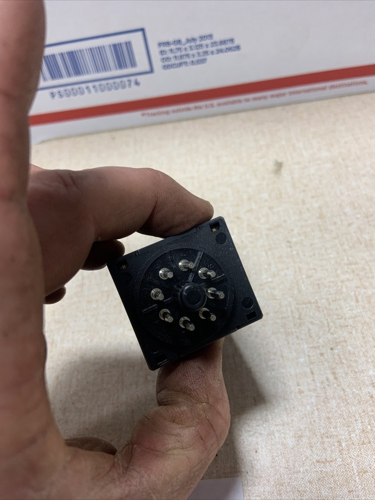 Idec GT3A-3 AF20 Timer 100-240v-ac