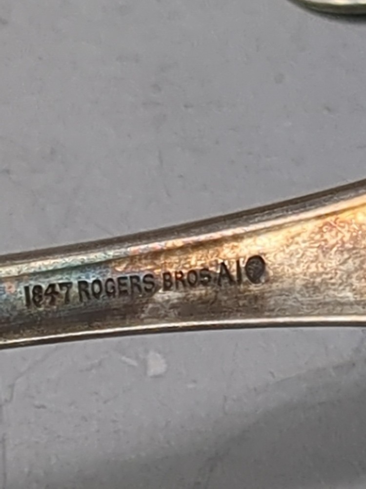 Vintage Rogers Bros Silverplate Flatware Lot Spoons Forks Pie Server Mixed