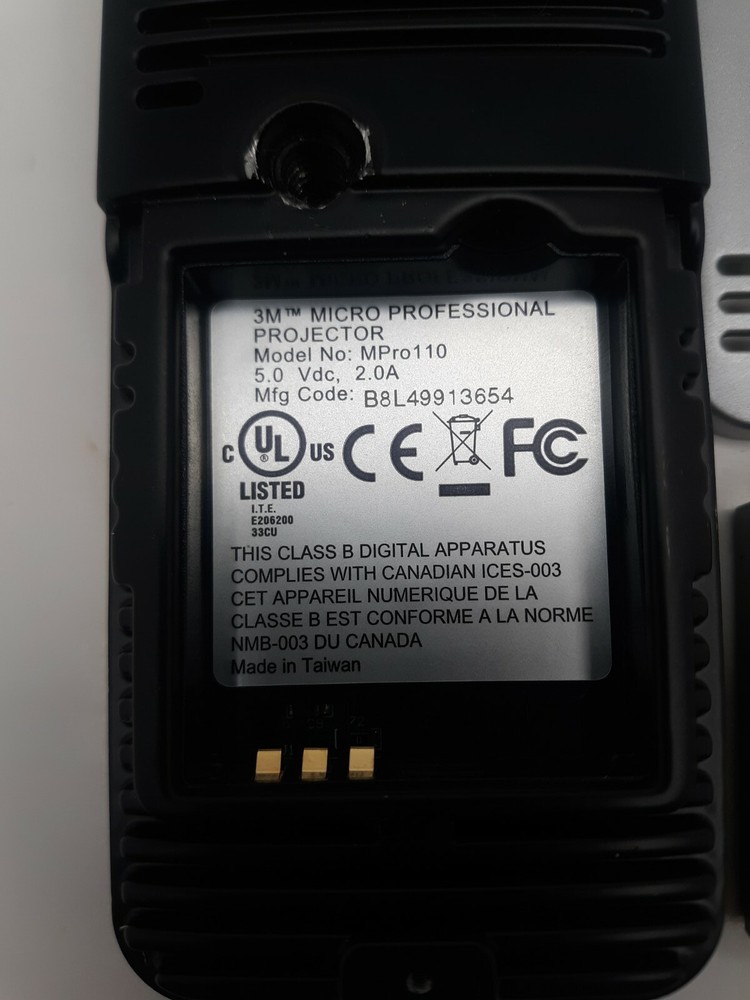 3M Micro Professional Projector Mpro110 "For PARTS ONLY"