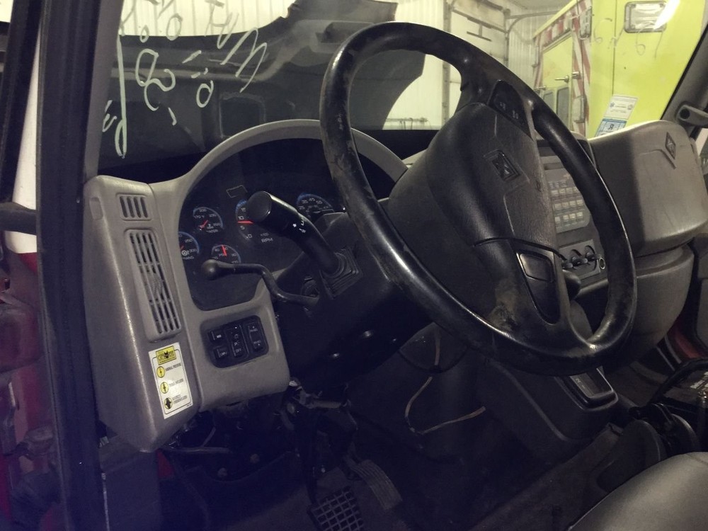 International TERRASTAR Steering Column - Used