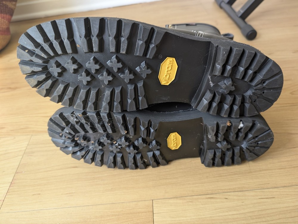 danner vibram boots 8.5