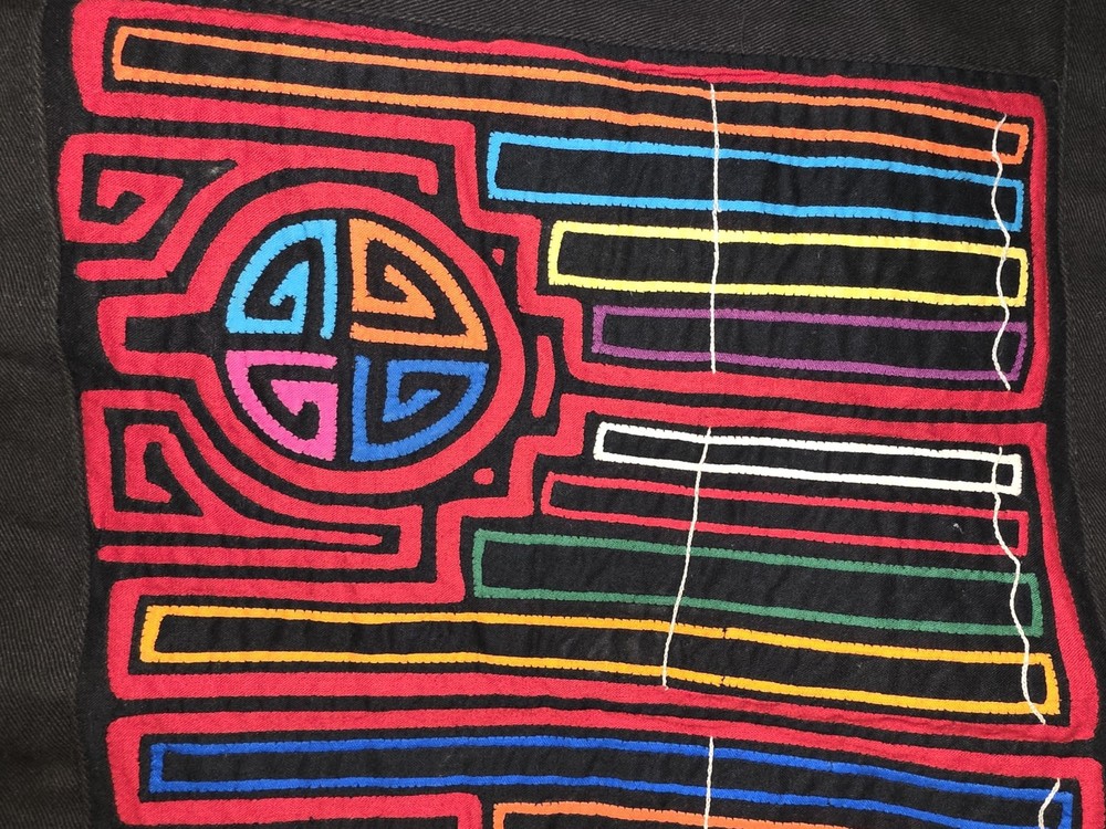 Mola Pillowcase, Vintage Black Trim