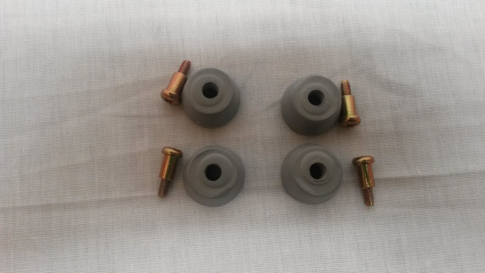 Panasonic Automatic Breadmaker model SD-BT6P Replacement Feet w/ Screws