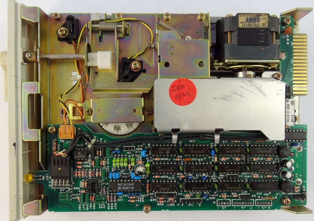 IBM Alps Eletronic DFC222B05A 5.25" Floppy Drive