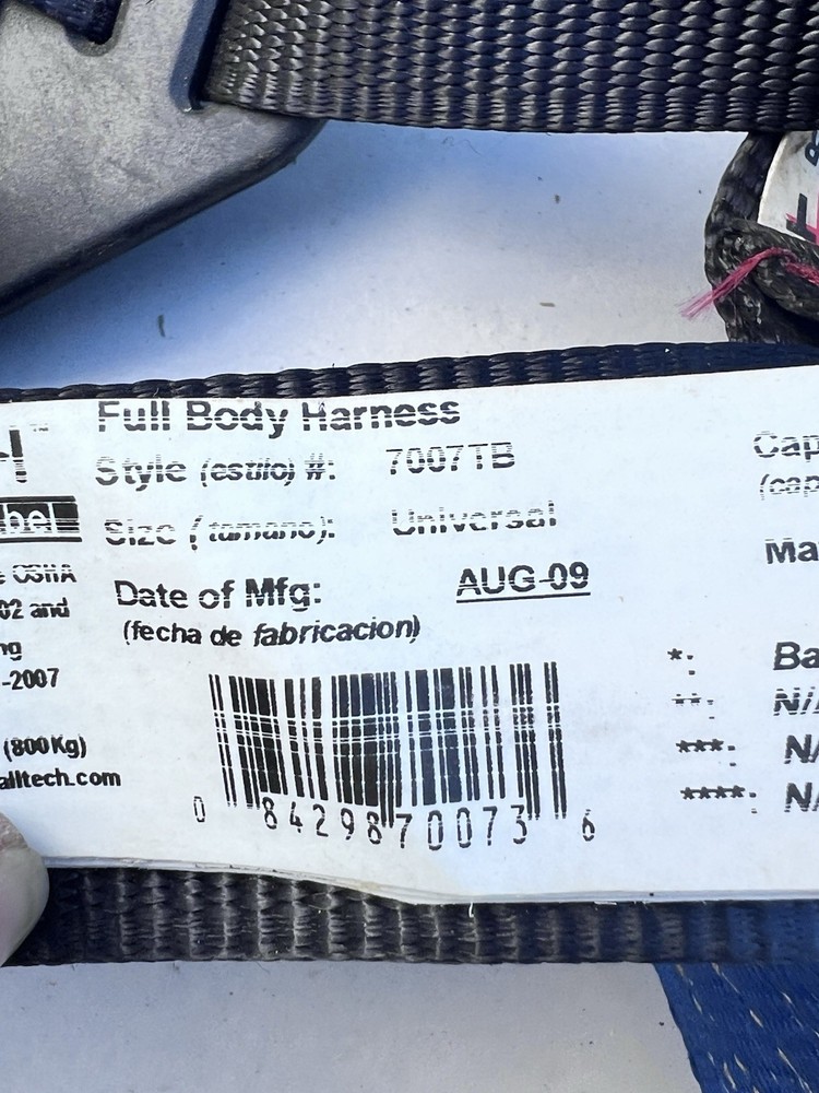 FallTech Harness 7007TB Universal Size 130-310 Lbs Preowned