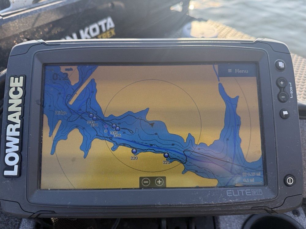 LOWRANCE ELITE-9 Ti2 MULTIFUNCTIONAL CHARTPLOTTER BOAT RADAR FISHFINDER DISPLAY