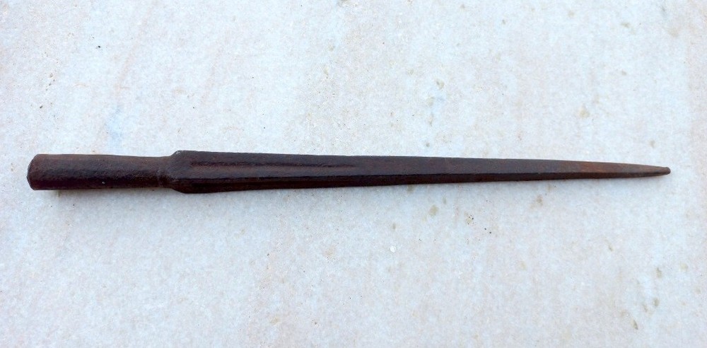 Antique Old Hand Forged Solid Iron Mughal Maratha Fine Quality Spear Head Dagger