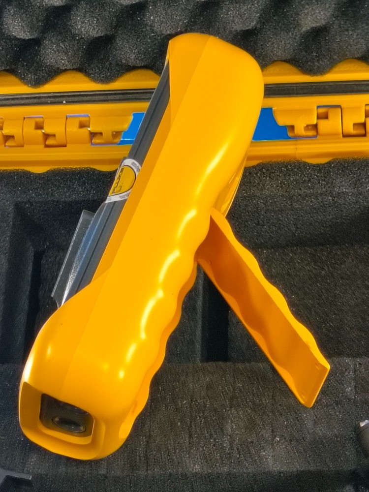 Fluke 705 Loop Calibrator !