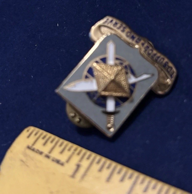 U.S. Army Finance Corps Regimental Crest PINBACK
