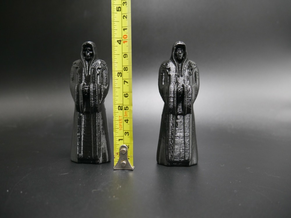 Tabletop Terrain Crypt Dark Priest Statues four total