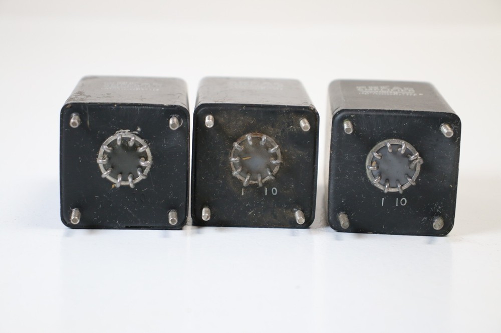 Preac Amplifier type M-5552R lot