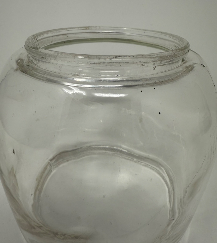 unmarked clear Dietz D Lite style lantern globe