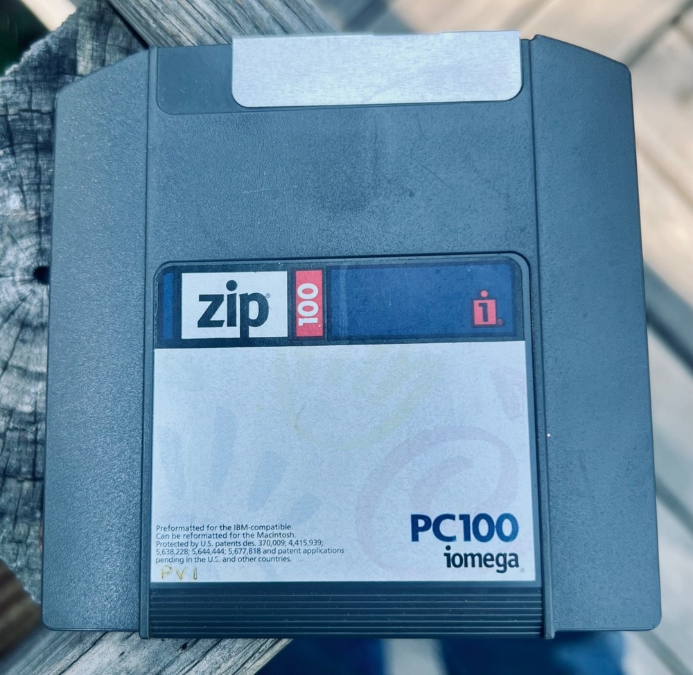 Iomega Zip Disk PC100 IBM Single Diskette 100MB Storage Capacity (No Case)