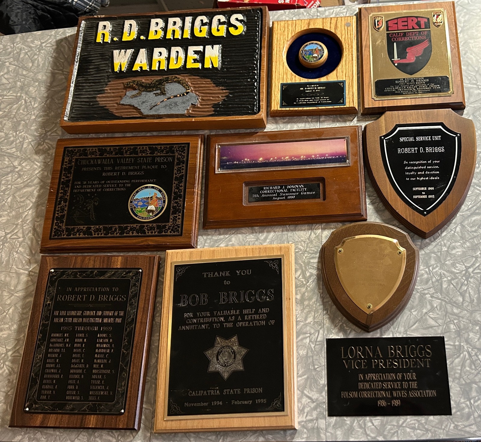 FOLSOM PRISON WARDEN ESTATE LOT BADGES FIRE CAMP PHOTOS WANTED POSTERS AWARDS ++