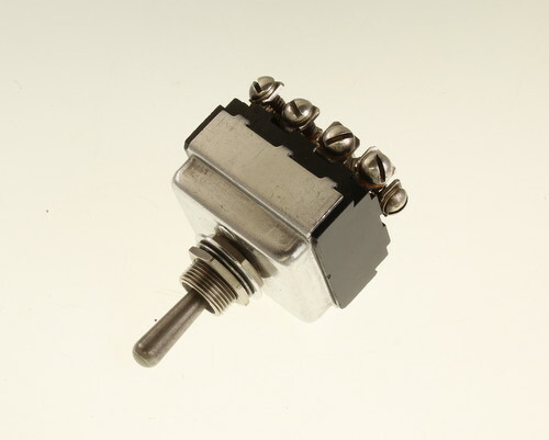 MS25068-12 mil toggle swtich 3PST