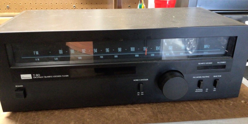 Sansui T-80 digital quartz tuner