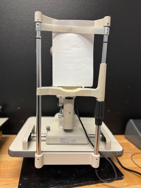 Topcon SL1E Slit Lamp-Good Condition!