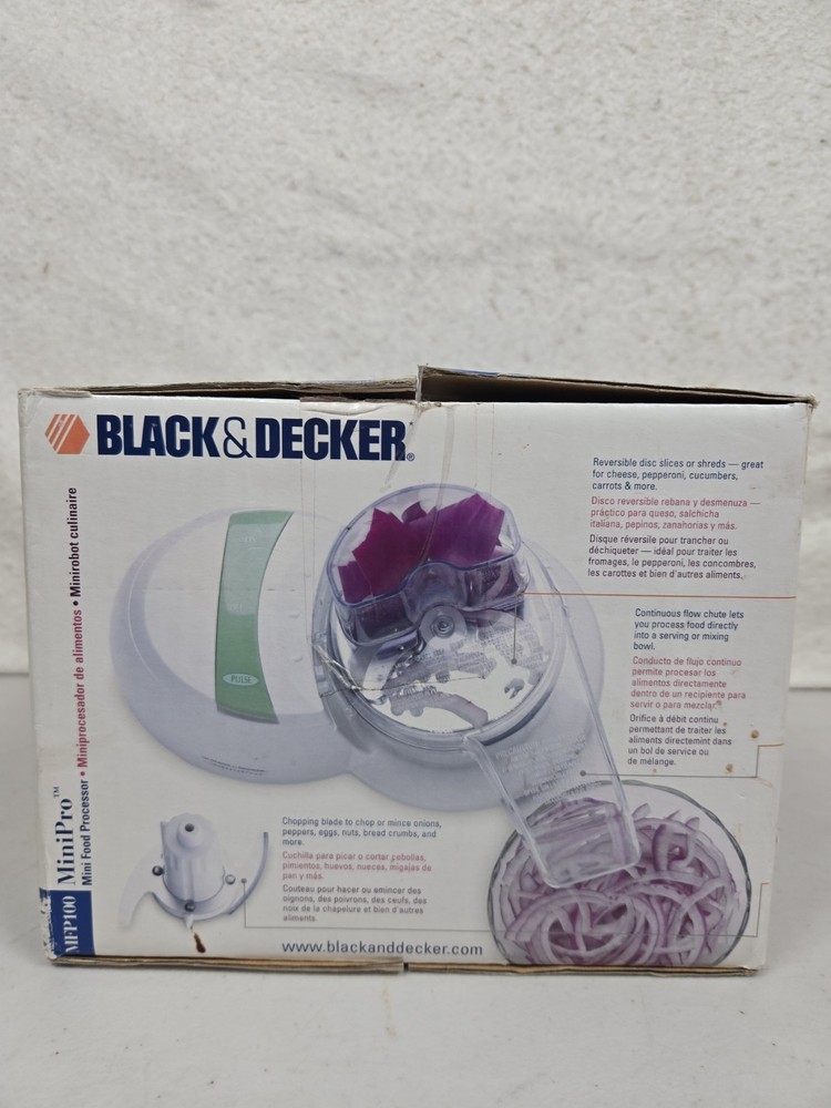 Black & Decker Mini Pro Food Processor MFP100 2000 New Open Box