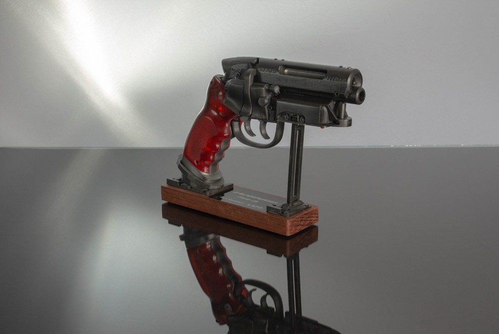 Blade runner blaster replica