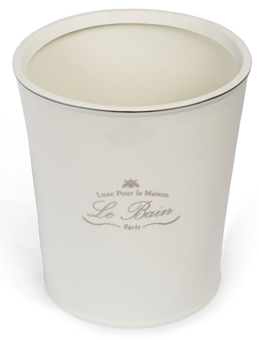 Le Bain Bath Accessories Porcelain With Glazed Finish White Color