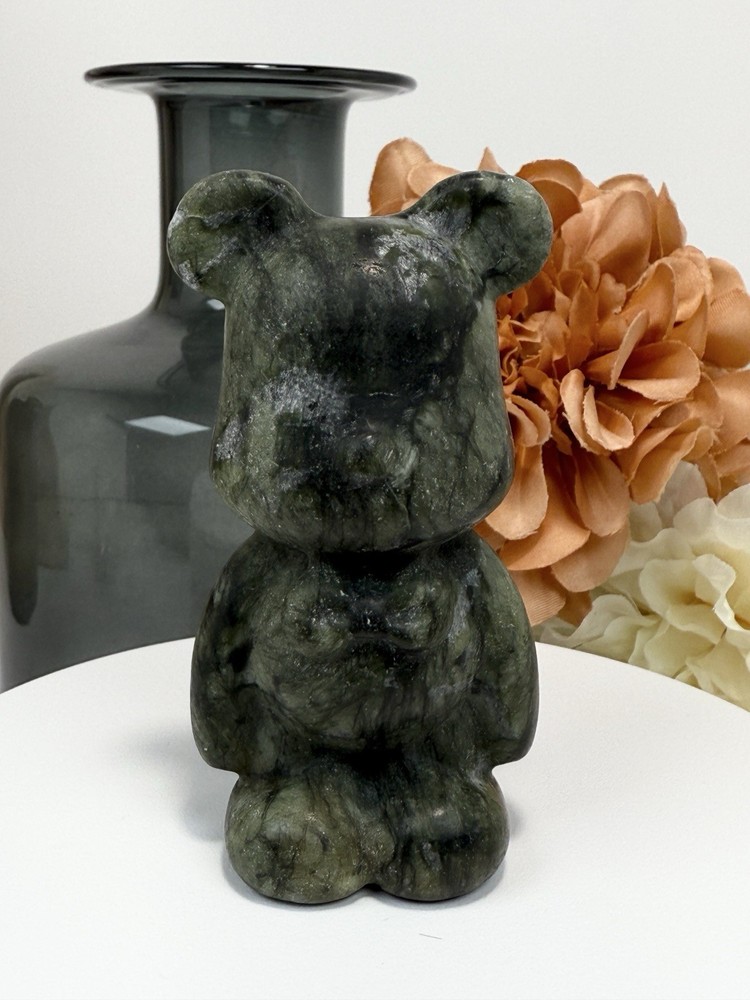 Xiu Jade Bear Carving 79/37.5MM